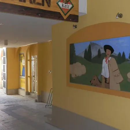 Marina Pri Slovenskej Restauracii Гостевой дом Брезно