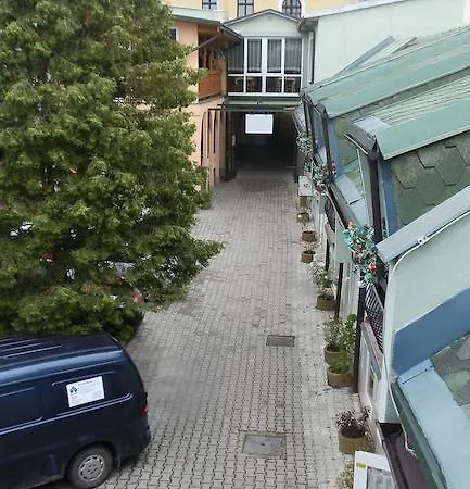 Marina Pri Slovenskej Restauracii