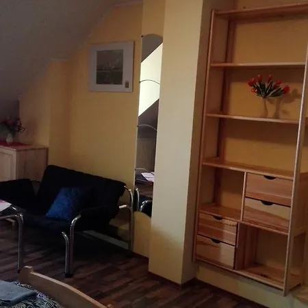 Marina Pri Slovenskej Restauracii Brezno