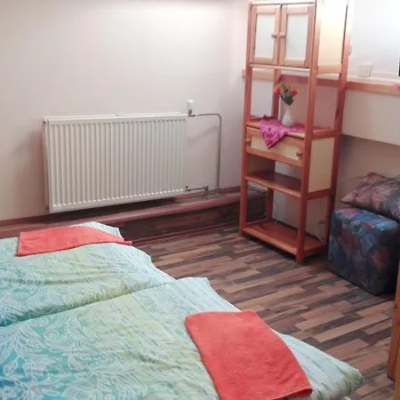 Marina Pri Slovenskej Restauracii Maison d'hôtes