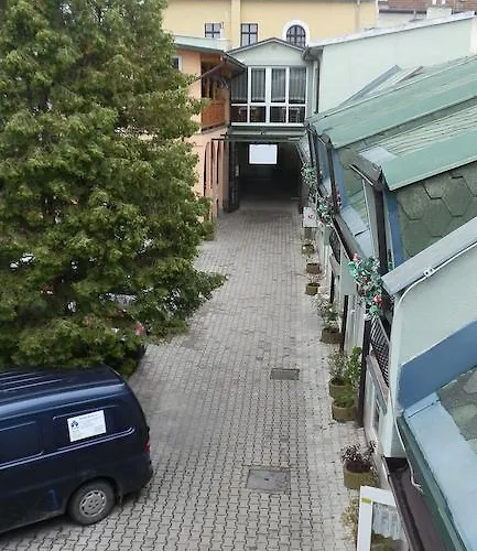 Marína Pri Slovenskej Reštaurácii
